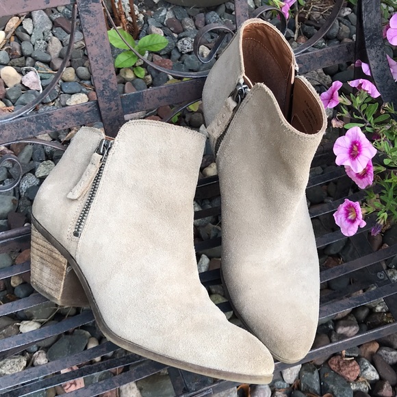 🍄 Frye & Co Ash Suede Ankle Bootie - Picture 14 of 14